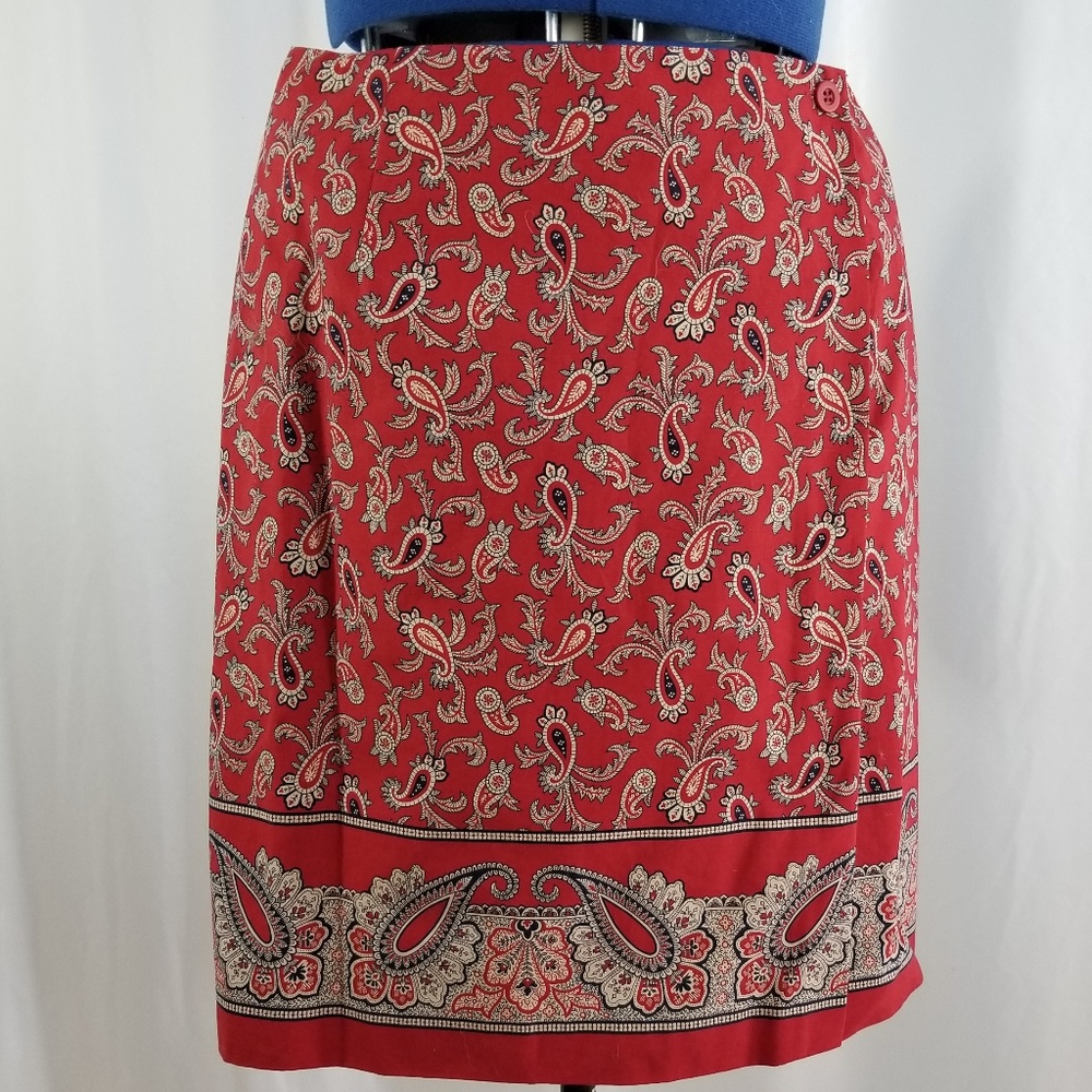 Women size 10 Wrap Skirt/lining Red Pasley Design